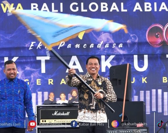 Puncak HUT Ke-51 SMK Pandawa Bali Global Abiansemal, Wayan Suyasa Didaulat Jadi Ketua Ikatan Alumni-kabarbalihits