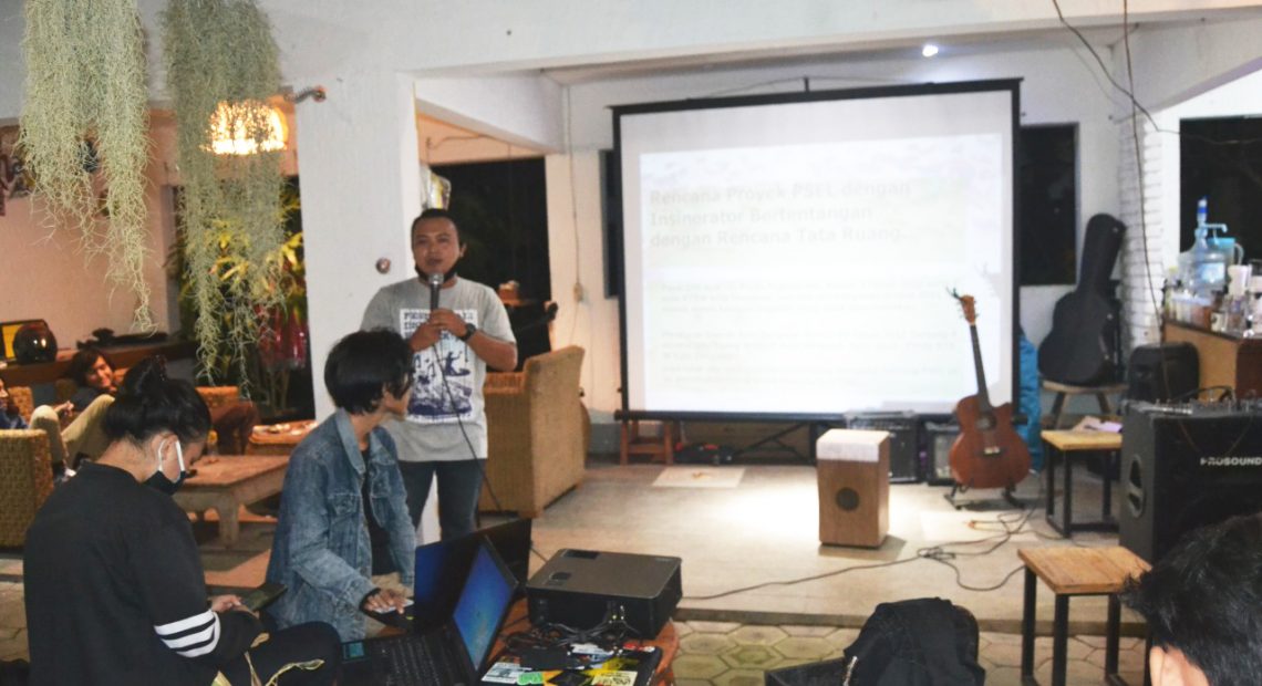 Sebut Proyek Pengolahan Sampah Dengan Insinerator Merusak Kesehatan Masyarakat, Frontier dan Aliansi Pelajar Bali Gelar Diskusi Berdisko