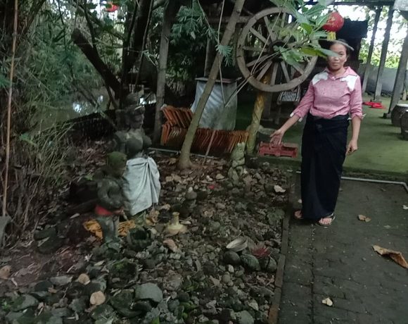 Humas dan Protokol Setwan Badung Bersama Wartawan Gelar Persembahyangan di Trowulan dan Pura Agung Jagat Karana Surabaya-kabarbalihits